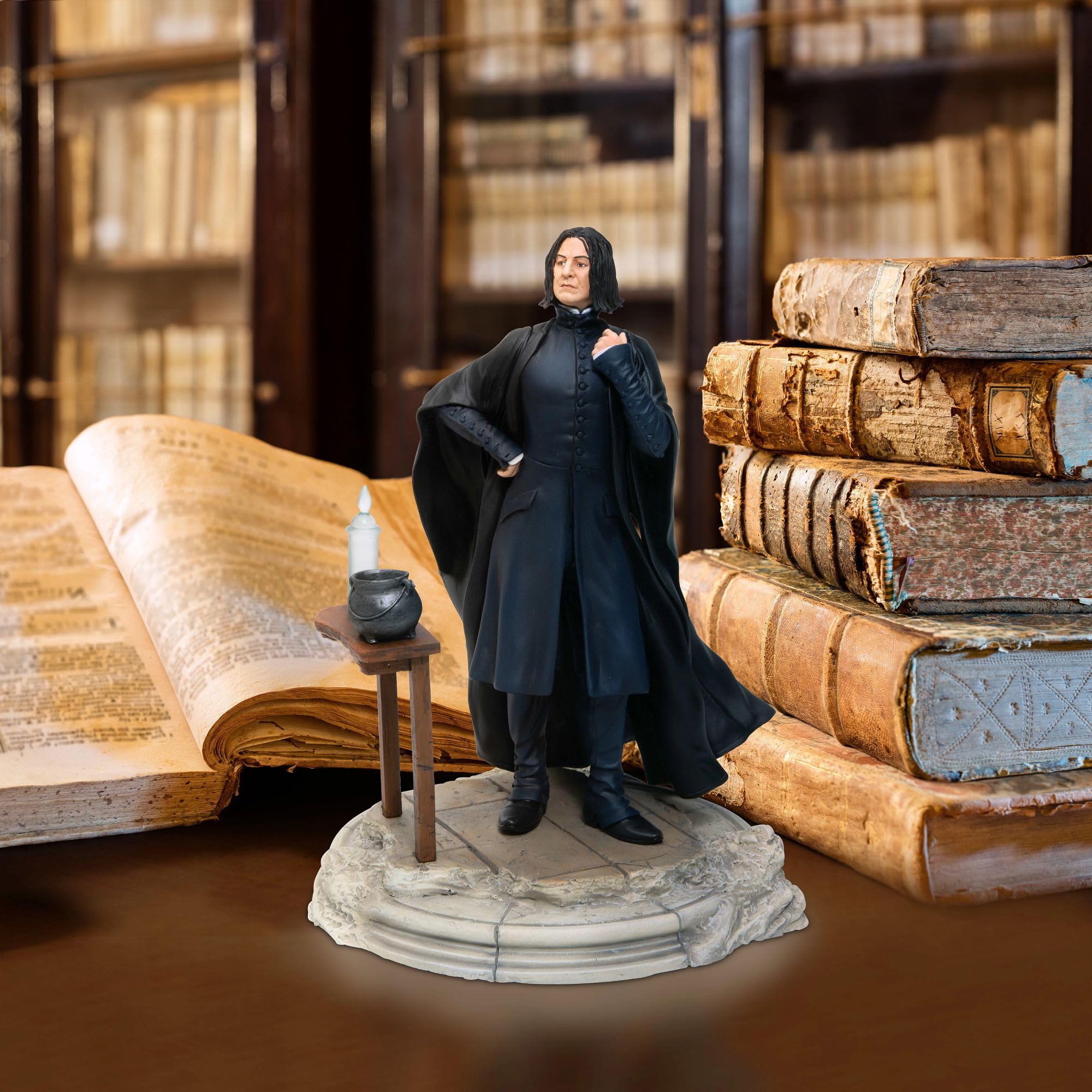 Amazon.co.jp: Enesco Wizard World of Harry Potter Professor Snape
